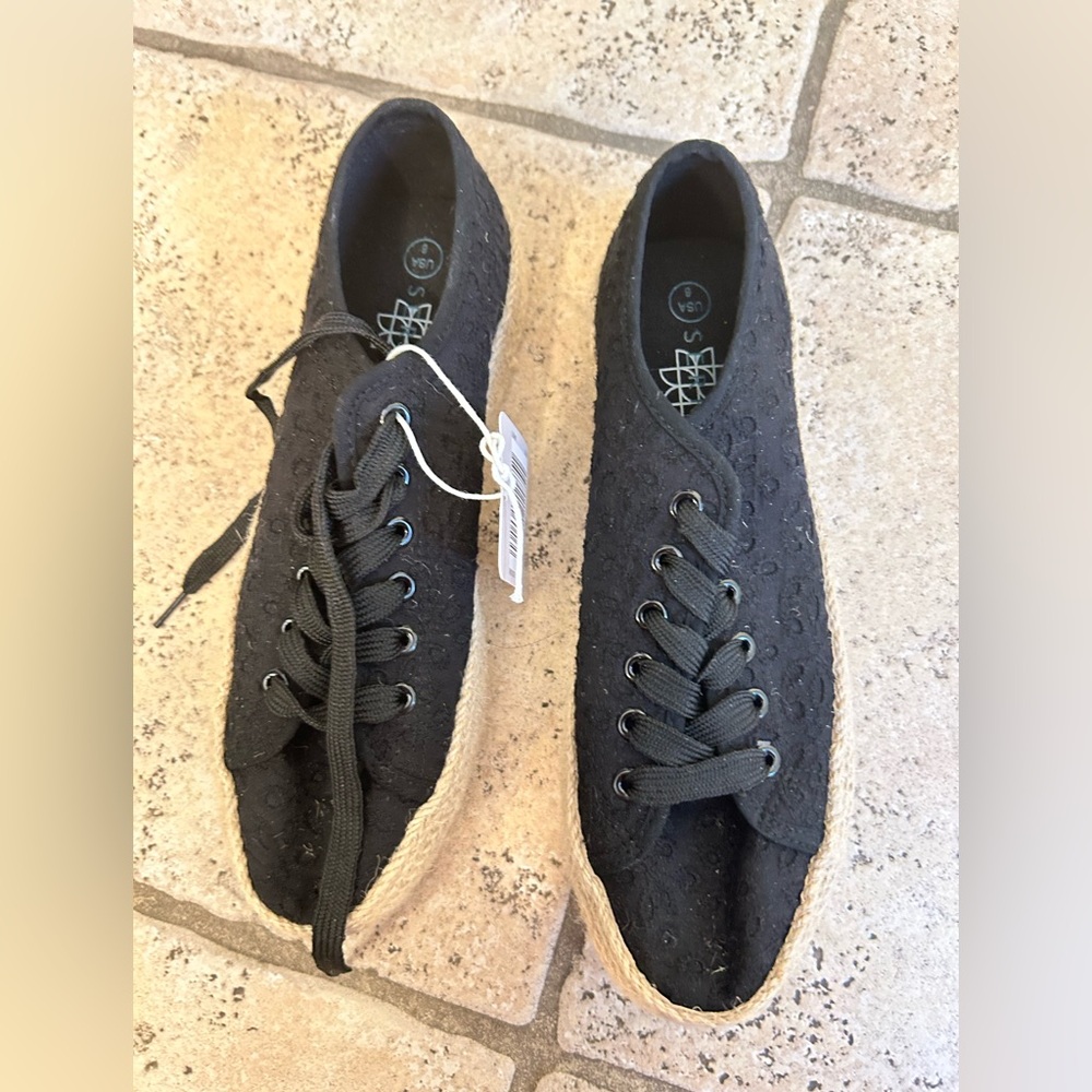 Serra espadrille sneakers size 8 black NWT